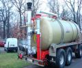 Přívozné cisterny jsou vybaveny ve východním Německu většinou nasávacím trychtýřem o průměru 200 mm