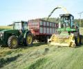 Staton team používá na službách řezačku John Deere a traktory téže značky