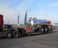 Kamion spedice Fronk dorazil dnes ráno do ČR s nejnovější cisternou firmy Vakutec