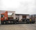 Kamion firmy Bohemia transport s hákovým nosičem Krampe pro zákazníka v ČR